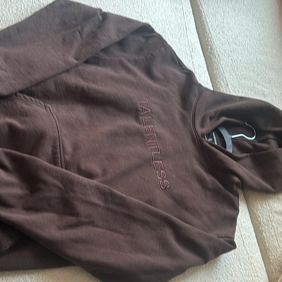 Large Heavyweight Talentless Sweatshirt - Picture 2 of 4